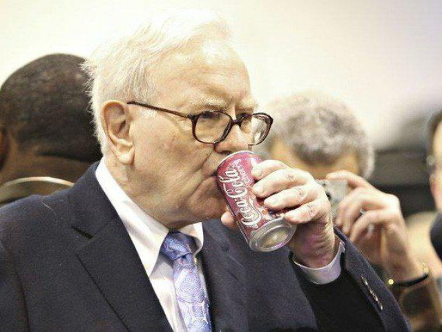 Warren Buffett - vị tỷ phú “nghiện” Cocacola, thích dùng phiếu giảm giá