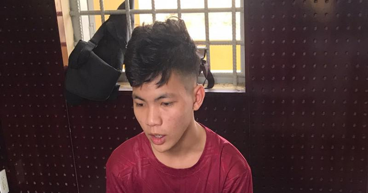 Pháp luật - Quay lén 2 thiếu nữ tắm, tống tiền 500 triệu đồng