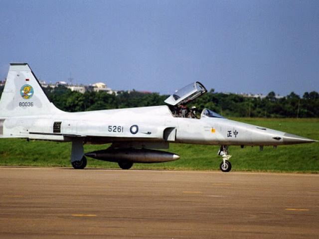 Thế giới - Chiến đấu cơ Đài Loan rơi, phi công tử vong sau khi nhảy xuống biển