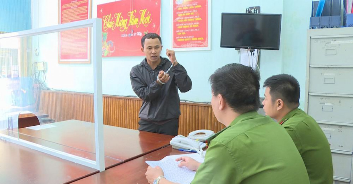 Pháp luật - Uống hết 2 lít rượu, đâm bạn nhậu tử vong