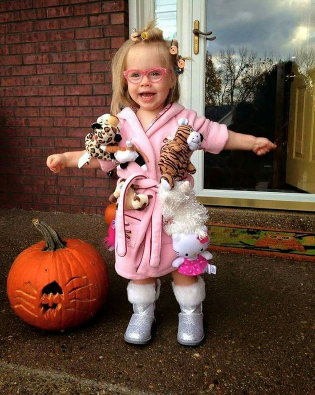 Có đồ mới rồi đi chơi Halloween thôi.
