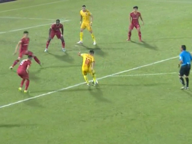 Bóng đá - Video highlight trận Bình Dương - Hà Tĩnh: Siêu phẩm mở màn, "người nhện" xuất sắc