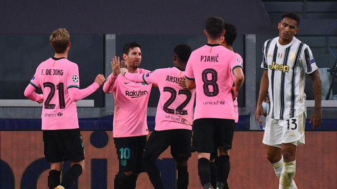 Messi cùng các đồng đội đã thắng Juventus ngay tại Turin