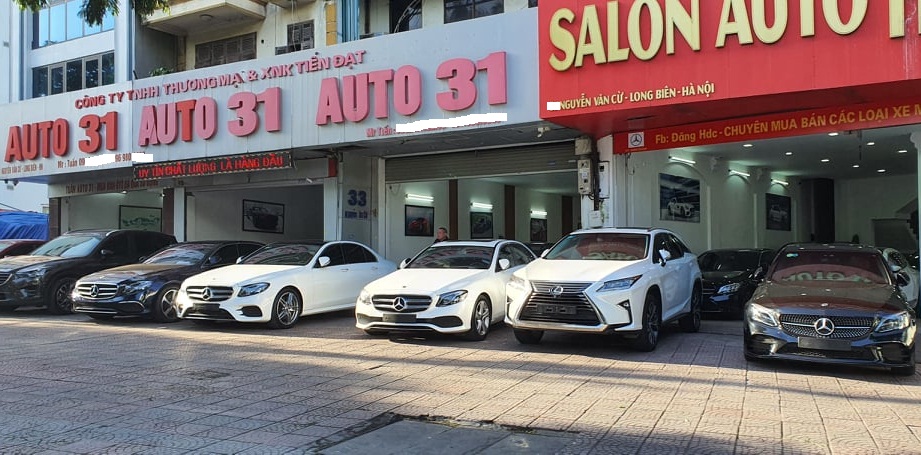 Tại các salon ô tô cũ, xe với mức giá 300 - 600 triệu rất khan hàng