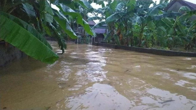 4/8 xóm ở xã Thanh Xuân ngập nặng, hiện đang bị cô lập