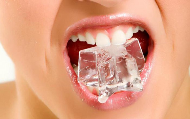 7 thói quen hủy hoại hàm răng mà nhiều người vẫn vô tư làm hằng ngày - 3