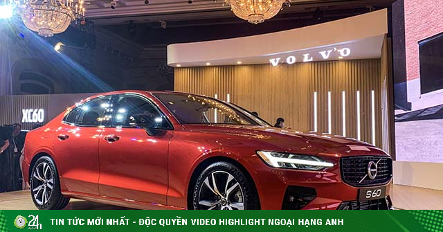 Volvo giới thiệu bộ đôi XC90 T8 & S60 R-Design hoàn toàn mới tại Việt Nam