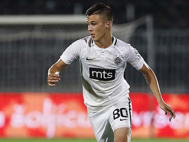 Bóng đá - Tin HOT bóng đá tối 31/10: Man City chiêu mộ tài năng 18 tuổi