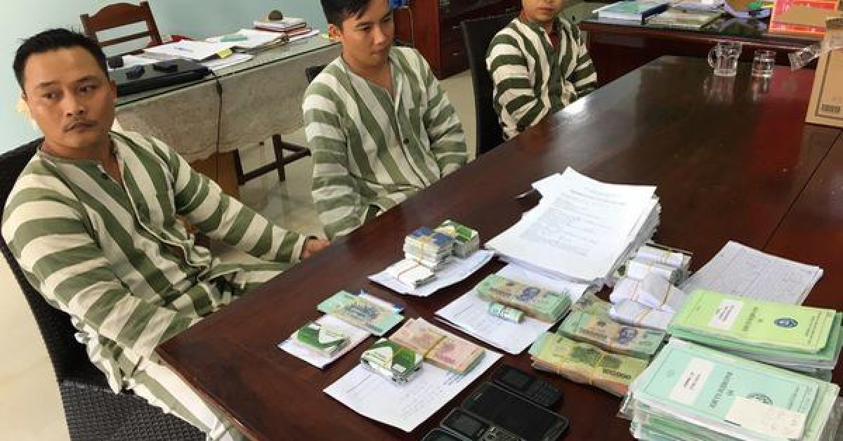 Kinh doanh - Công nhân khốn đốn với tín dụng đen