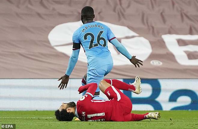 Liverpool số 1 Ngoại hạng Anh: Salah bị huyền thoại quay lưng, tố là "kịch sĩ" - 3