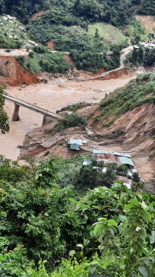 Các huyện miền núi Quảng Nam đang bị sạt lở nặng