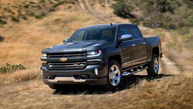 6. Chevrolet Silverado 1500: Chevrolet Silverado 1500 chỉ mất giá 35% sau 5 năm sử dụng, vẫn còn bán được ở mức 26.463 USD (khoảng 613 triệu đồng)
