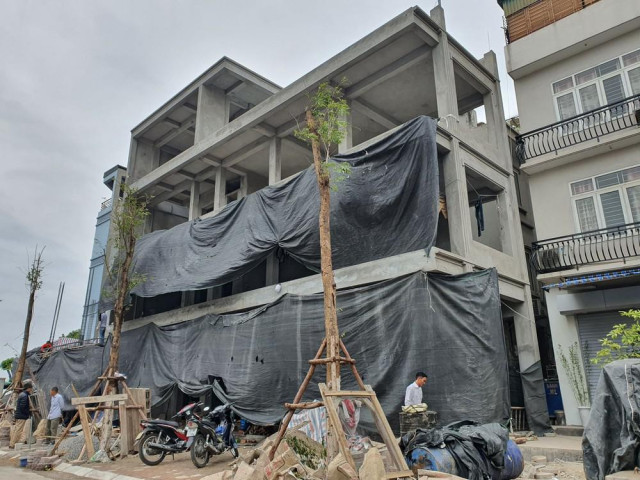 Kinh doanh - Cận cảnh loạt công trình đang "bóp méo" quy hoạch Hà Nội