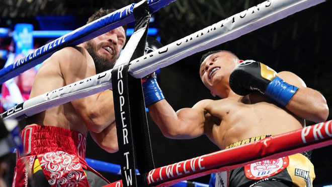 Võ sĩ Boxing người Mexico 2 lần hạ đo ván đàn anh trong 30 giây