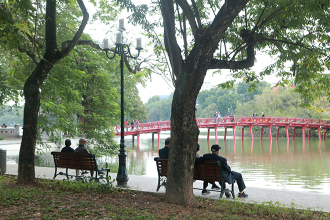 Những “khối vàng lộ thiên” ven Hồ Gươm - 9