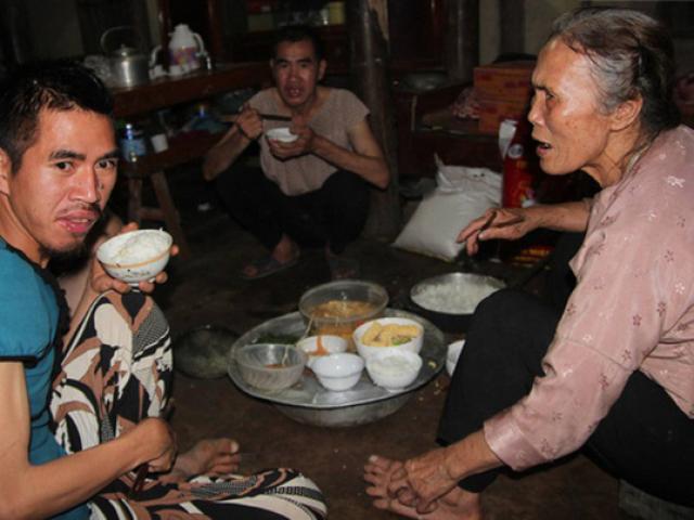 Tin tức trong ngày - "Người mẹ mong các con ăn một bữa no rồi cùng nhau chết” đã qua đời