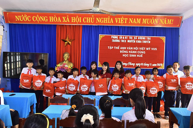 Các hoạt động ý nghĩa từ quỹ Vì tương lai tươi sáng được sự đón nhận của phụ huynh và học viên VUS.