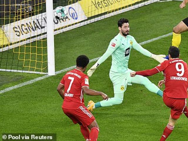 Bóng đá - Trực tiếp bóng đá Dortmund - Bayern Munich: Lewandowski hụt cú đúp (Hết giờ)