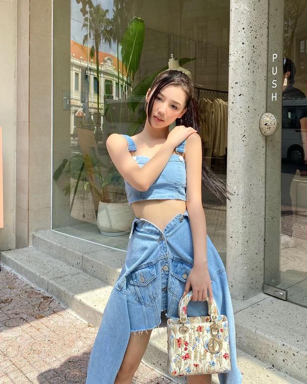 Miu Lê diện váy ngắn sexy, Amee biến hóa áo khoác thành chân váy cực cá tính - 7