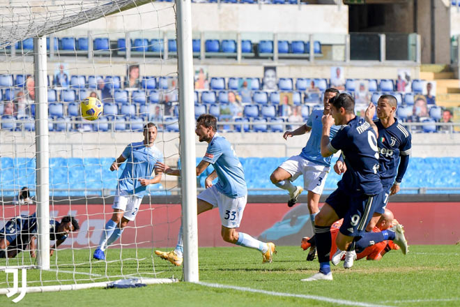 Video highlight trận Lazio - Juventus: Ronaldo lên tiếng, bi kịch giây cuối - 1