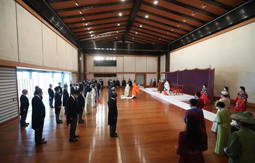 Toàn cảnh buổi lễ phong vị tại hoàng cung Nhật Bản hôm 8/11. Ảnh: Thời báo Hoàn Cầu