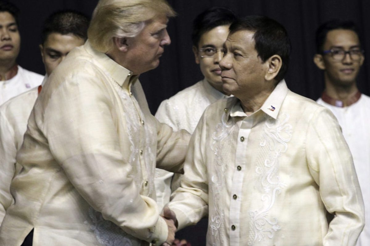 Ông Trump được cho là có mối quan hệ cá nhân tốt với Tổng thống Philippines hơn ông Biden (ảnh: Asia Times)