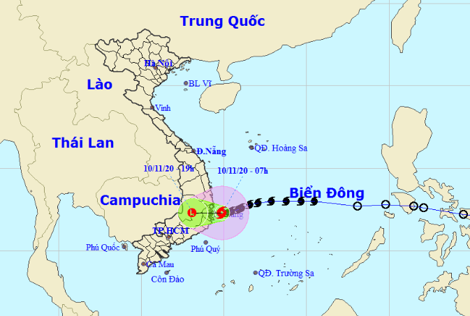 Vị trí và hướng di chuyển tiếp theo của bão số 12 Etau (Ảnh: Trung tâm Dự báo KTTVQG)