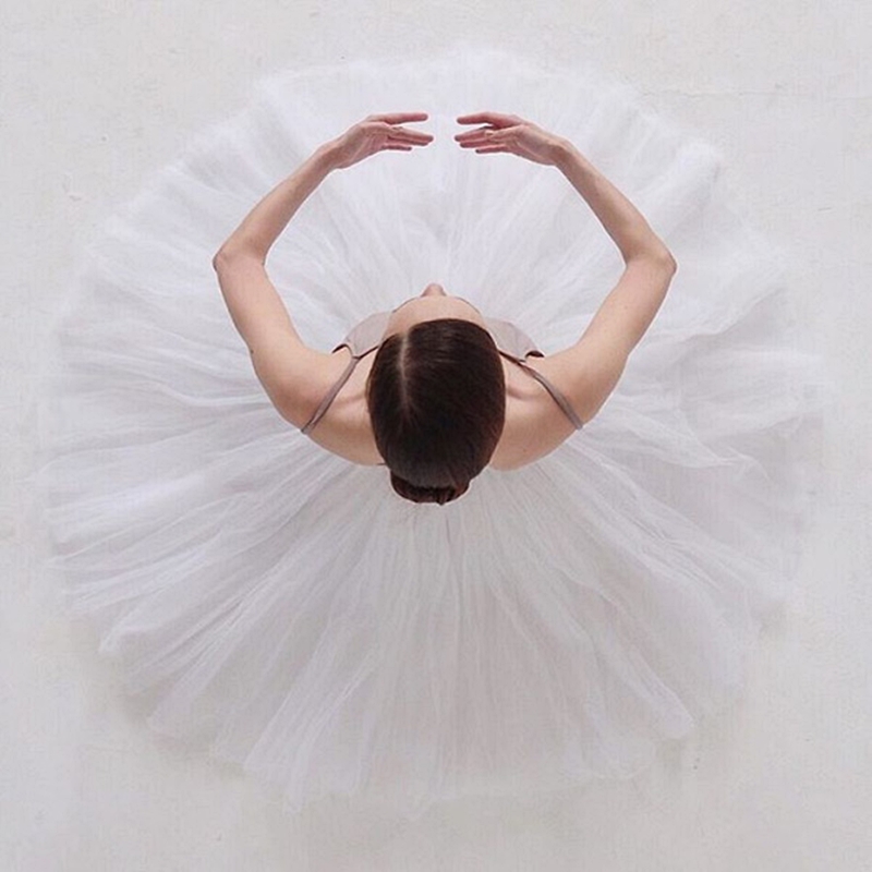 Những người đẹp múa ballet không chỉ uyển chuyển mà còn có tư thế đẹp.