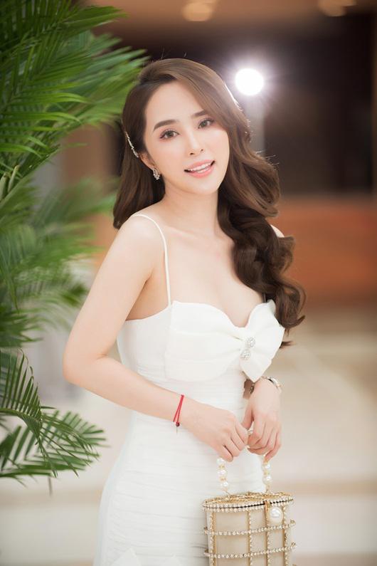 Diễn viên Quỳnh Nga tiết lộ chế độ ăn nghiêm ngặt mỗi ngày để giữ eo thon, dáng đẹp - 2