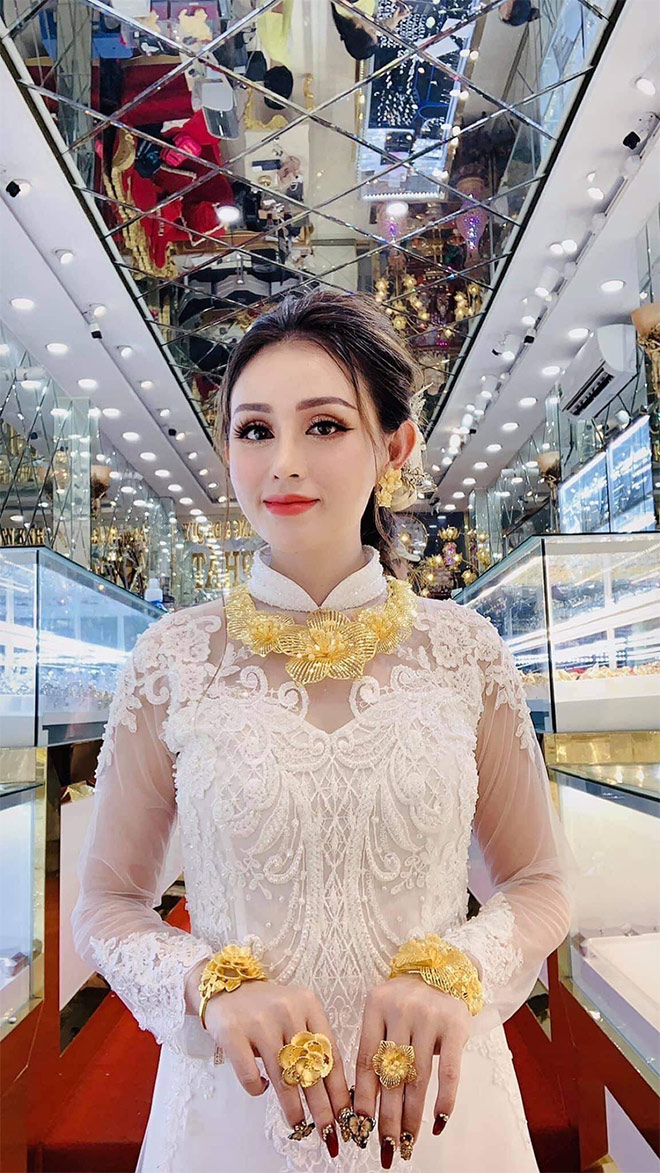 Vàng Hoàng Phát - Thương hiệu gần 20 năm trong giới kim hoàn Sài thành phồn hoa - 4