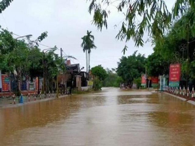 Tin tức trong ngày - 2 mẹ con bị nước cuốn trôi, người mẹ tử vong