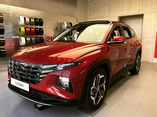 Hyundai Tucson thế hệ mới và loạt trang bị mới, thu hút khách hàng trẻ tuổi - 1