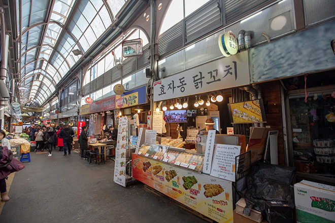 Đa dạng các món ăn tại chợ Tongin