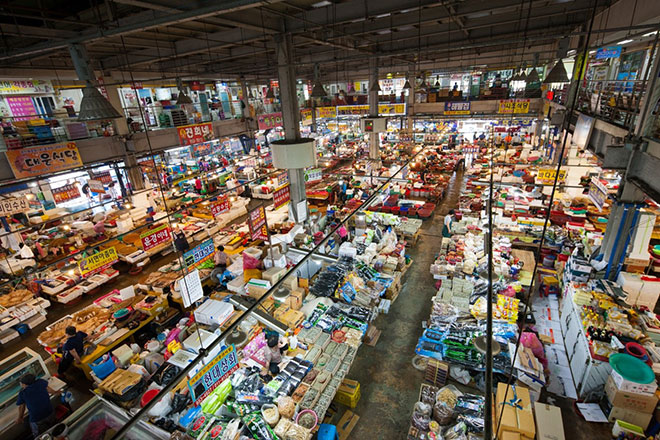 Khu chợ hải sản tươi sống