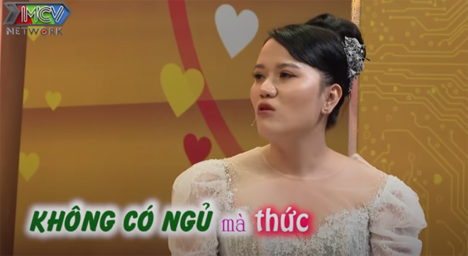 Kiếm cớ sang nhà bạn gái ngủ nhờ, thanh niên bất ngờ nhận "quà" lúc 2h sáng - 4