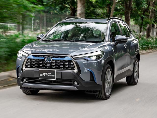 Ô tô - Toyota Corolla Cross "vượt mặt" KIA Seltos để dẫn đầu nhóm SUV cỡ nhỏ tháng 10/2020