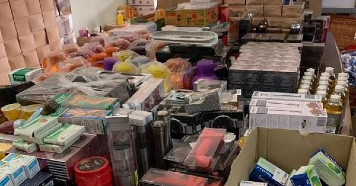 Thị trường - Tiêu dùng - Liều mạng bán mỹ phẩm, quần áo lậu trên mạng, nhiều người nhận trái đắng