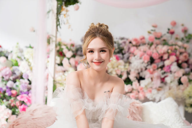 Cô dâu của “streamer giàu nhất Việt Nam” khoe nhan sắc lộng lẫy trước thềm đám cưới - 8