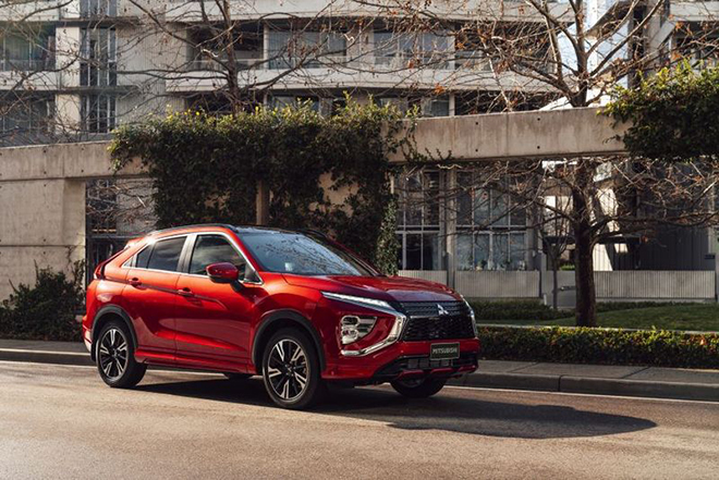 Mitsubishi Eclipse Cross 2022 thiết kế đẹp và ngập tràn công nghệ, đợi về Việt Nam đấu KIA Seltos - 10