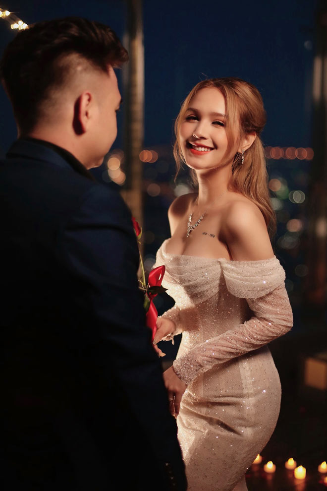 Cô dâu của “streamer giàu nhất Việt Nam” khoe nhan sắc lộng lẫy trước thềm đám cưới - 1