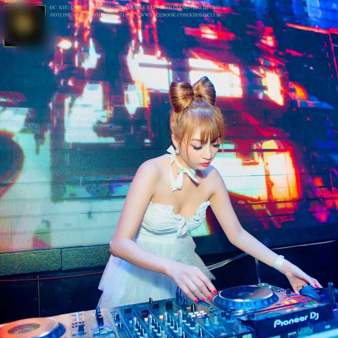 "Cô vợ thứ 4" là nữ DJ lai Tây xinh đẹp của Hiệp gà bất ngờ hóa vợ hai của NSƯT Quốc Anh? - 2