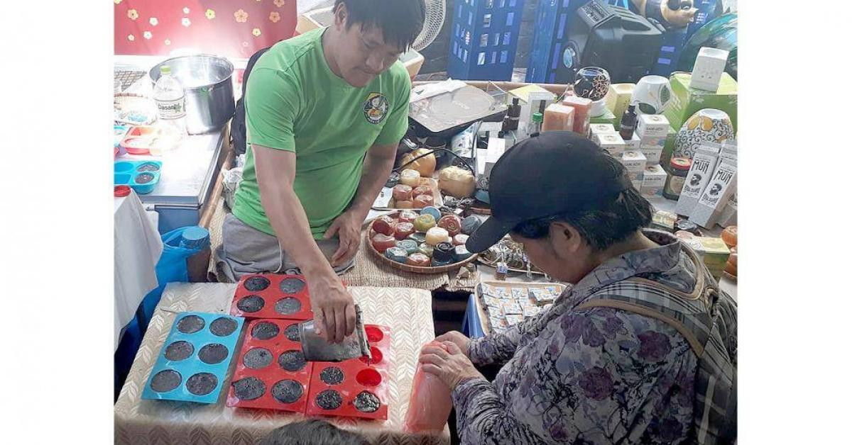 Kinh doanh - Hành trình thành doanh nhân của chàng trai không chân