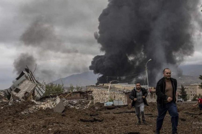 Nhiều người không hài lòng với thỏa thuận hòa bình ở vùng Nagorno - Karabakh. Ảnh: Reuters