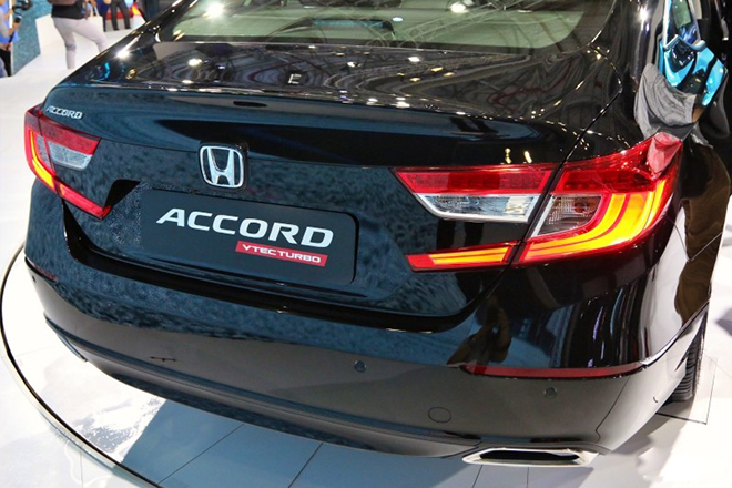 Honda Accord xe số VIN 2019 giảm giá lên đến 150 triệu đồng - 4