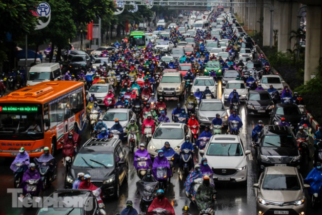 Tuyến đường Nguyễn Trãi, hướng về Ngã Tư Sở luôn là điểm nóng giao thông. 