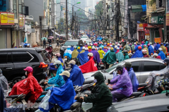 Ngã ba Nguyễn Trãi - Vũ Trọng Phụng tắc kẹt.