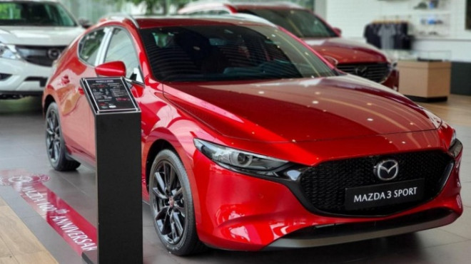 Mazda tiếp tục giảm giá nhiều mẫu xe, cao nhất lên tới 30 triệu đồng - 3