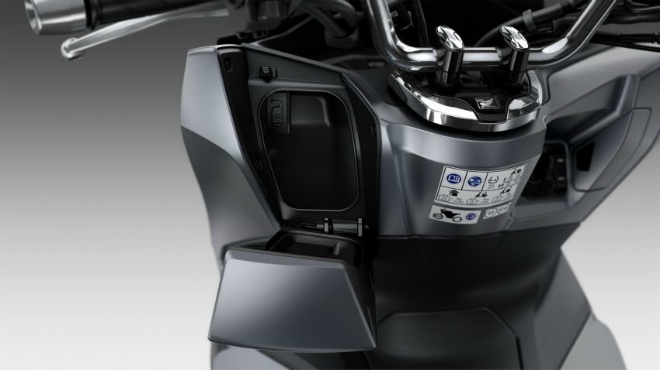 Cận cảnh 2021 Honda PCX 125 động cơ mới, nhiều công nghệ cao - 11