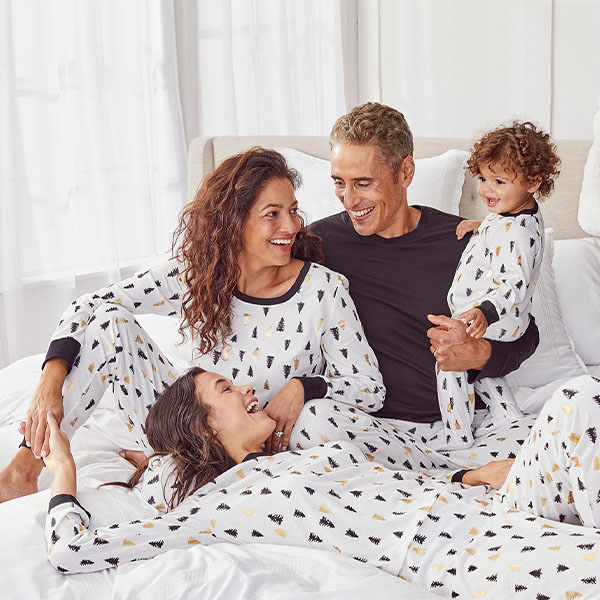 7 gợi ý pyjama Giáng sinh xinh xắn, ấm cúng cho cả gia đình - 7