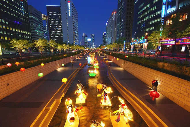Lễ hội đèn lồng tại suối Cheonggyecheon